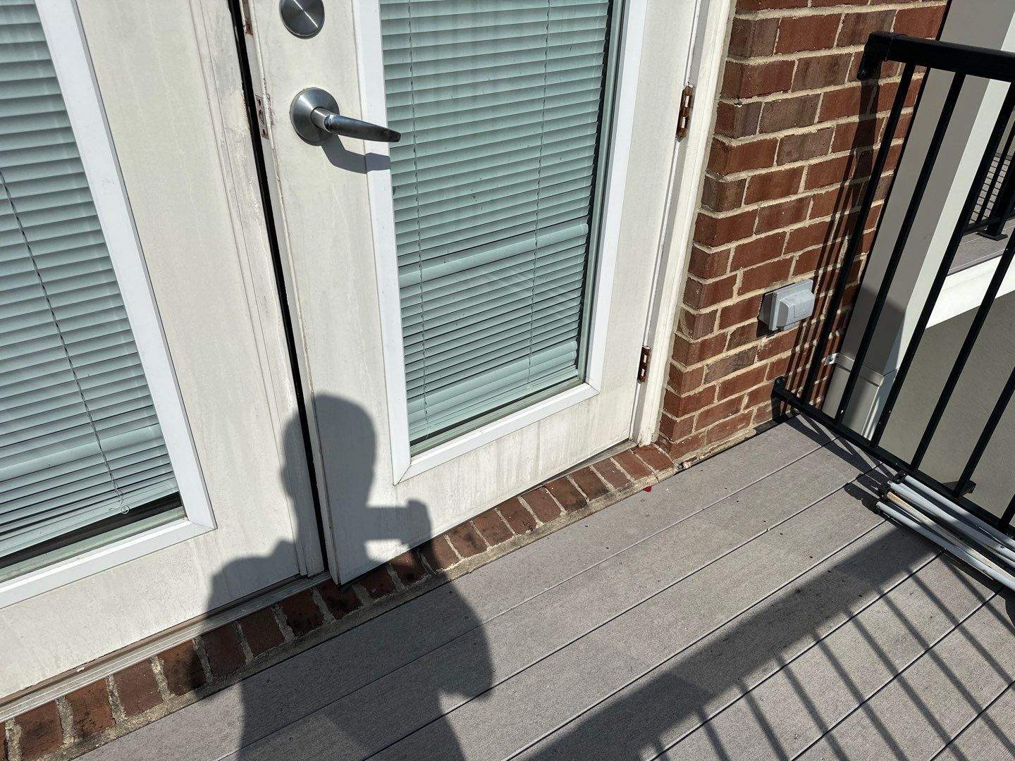Original doors and incorrectly oriented threshold